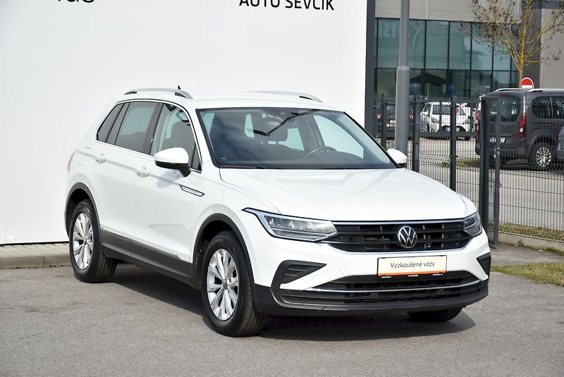 Volkswagen Tiguan (2021) LIFE 1.5 TSI 110KW DSG - fotka 8 z 32