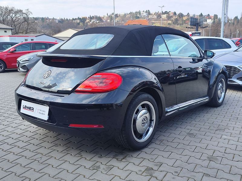 Volkswagen New Beetle 1.6 TDI/77kW Cabrio - fotka 8 z 33