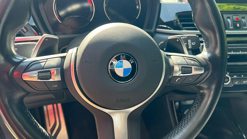 BMW X1 (2018) XDrive 20d,M Sportpaket,LED - fotka 30 z 32