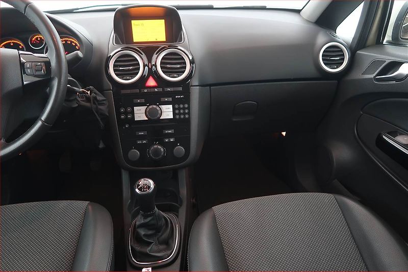 Opel Corsa (2009) 1.3 CDTI, nová STK, udržované - fotka 8 z 16