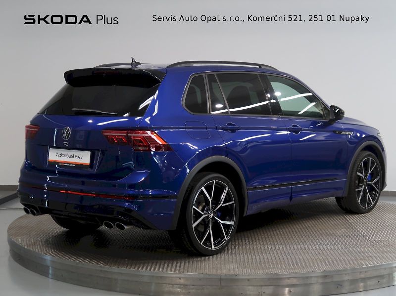 Volkswagen Tiguan (2022) R 2.0TSI 235KW DSG 4x4 - fotka 2 z 38
