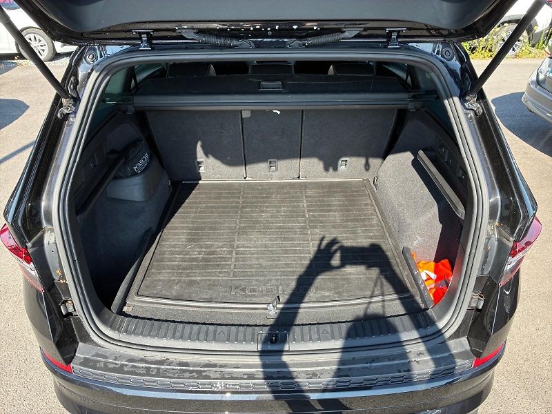 Škoda Kodiaq (2023) SPORTLINE 2.0TDI 110kW DSG 4x4 - fotka 6 z 11