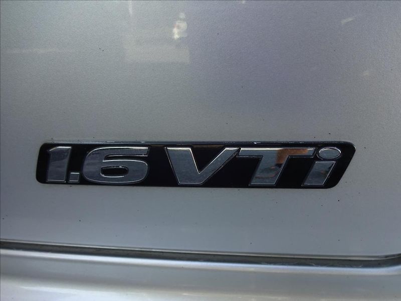 Honda Civic 1,6VTI 118kW - fotka 27 z 51