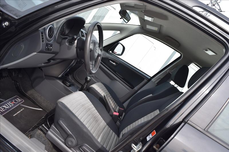 Suzuki SX4 1,6 I 79KW 4X4 TAŽNÉ VÝHŘEV - fotka 15 z 48