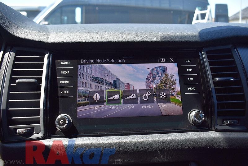 Škoda Kodiaq (2021) Sportline 2,0 TDI 4x4 - fotka 29 z 47