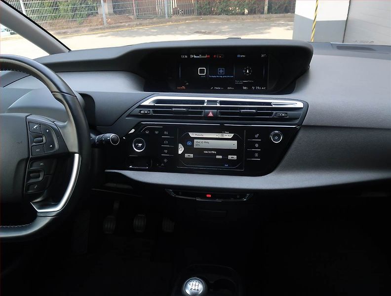 Citroën C4 Picasso (2015) 1.6 HDi, 7 míst, Serv.kniha - fotka 12 z 28