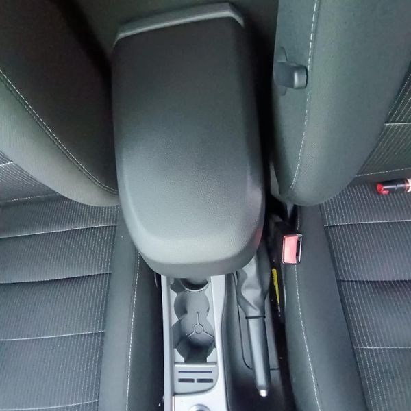 Ford Focus  Titanium,1.8/92kW, benzin - fotka 23 z 26
