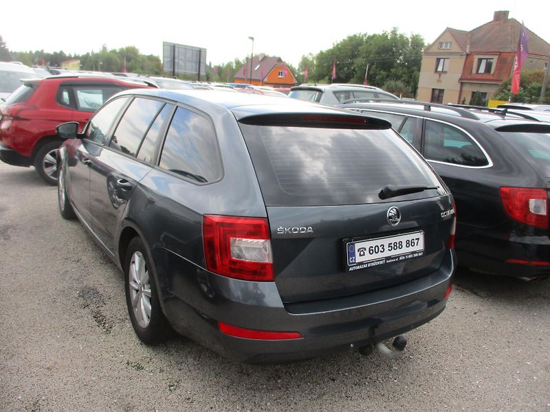 Škoda Octavia (2015) combi II 1,2 TSI - fotka 3 z 10
