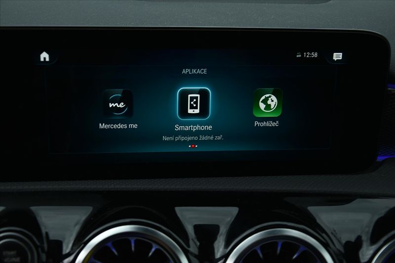 Mercedes-Benz Třídy A 250i 165kW NAVI PANORAMA ČR - fotka 21 z 28
