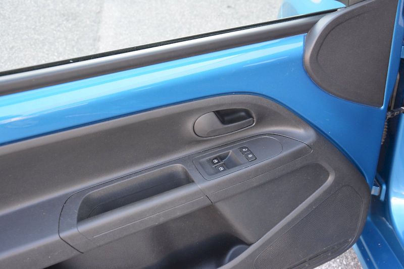 Škoda Citigo (2019) 1.0 MPI 44 kW Ambiton PLUS - fotka 8 z 23
