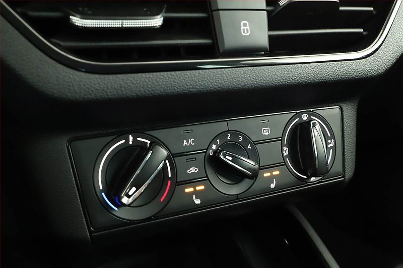 Škoda Scala (2021) 1.0 TSI, Serv.kniha, Tempomat - fotka 11 z 14