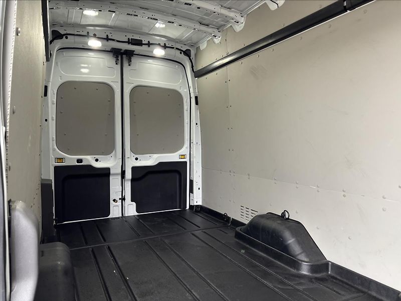Ford Transit Trend L4 135kW 89kWh BEV - fotka 20 z 46