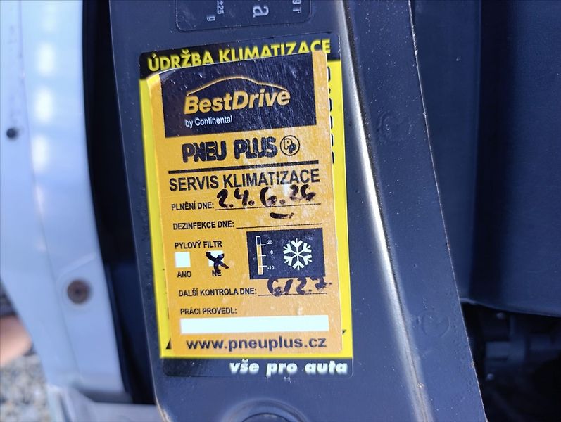 Škoda Octavia 1,9 TDi Klima Tažné Tempomat - fotka 28 z 29