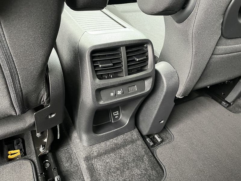 Toyota ProAce City Verso 1.5D 130k Long VIP ODBĚR 1/27 - fotka 30 z 30