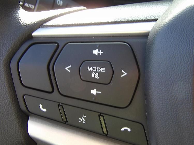 Isuzu D-Max (2026) LS 2.2L 163K 4x4 8st. A/T - fotka 9 z 28