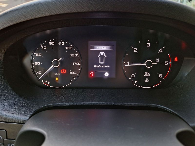 Peugeot Boxer (2026) FG 3300 L2H2 BHDi 140k MAN6 - fotka 13 z 15