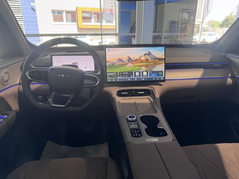 Chery Tiggo 8 PHEV (2025) 1,5 UNIQUE - fotka 3 z 18