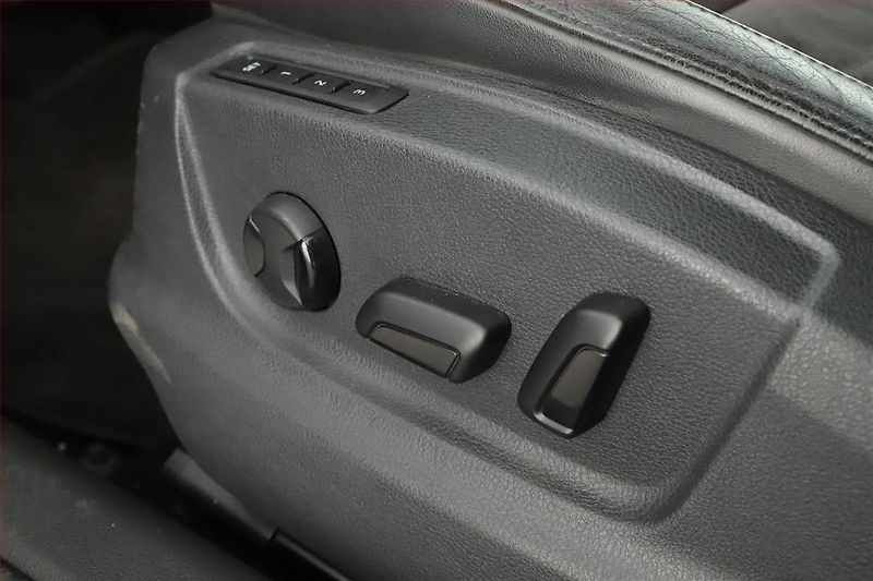 Škoda Octavia (2013) 1.8 TSI, Automat, Serv.kniha - fotka 10 z 21