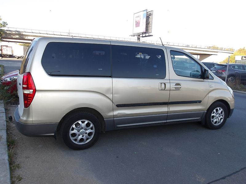 Hyundai H 1 2,5CRDi ČR 6 MÍST Po GO motoru - fotka 6 z 28