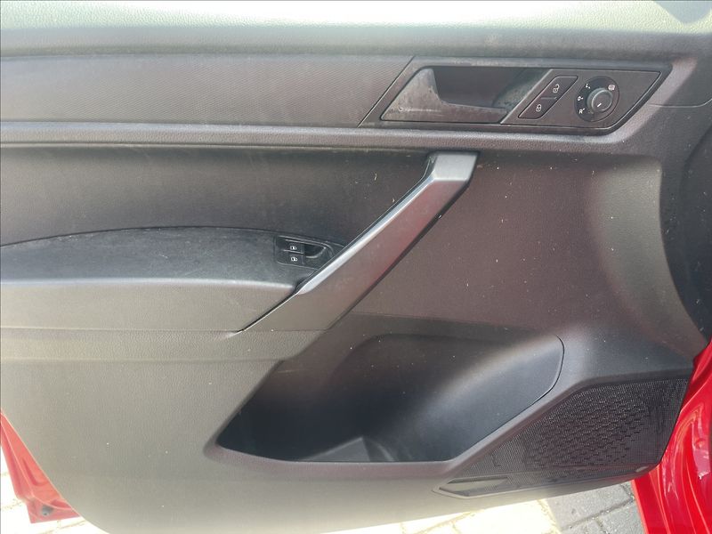Volkswagen Caddy 2,0 TDi 4-Motion KLIMA, bez ko - fotka 14 z 32