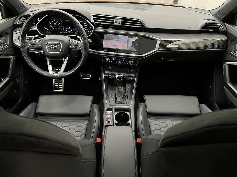 Audi RS Q3 SPORTBACK AWD AUT 1. maj. - fotka 2 z 57