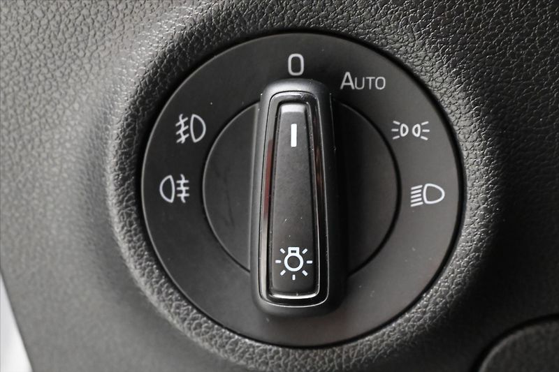 Škoda Karoq 2,0 TDI 85 kW Clever Záruka až - fotka 26 z 31