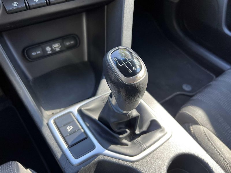Kia Sportage 1.7 CRDi 85 kW PŮVOD ČR - fotka 13 z 14