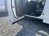 Land Rover Discovery Sport 2.0TDi 180PS 4x4 R-DYNAMIC TOP - náhled 88