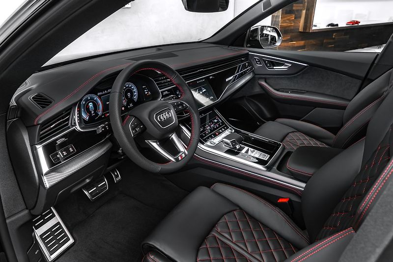 Audi Q8 50TDI Sline Laser B&O - fotka 12 z 26