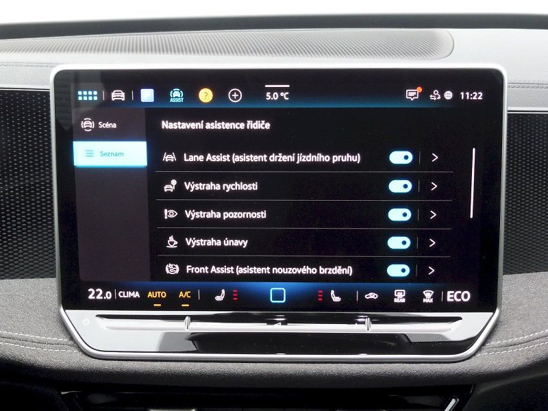 Volkswagen Passat (2026) 1,5 TSI 150kW eHybrid - fotka 14 z 28