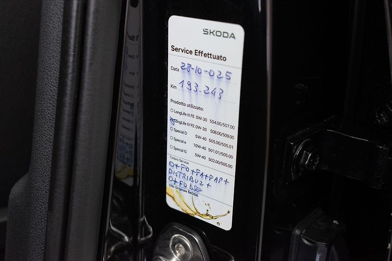 Škoda Kodiaq 2.0 TDI DSG*KAMERA*ACC*DPH* - fotka 28 z 37