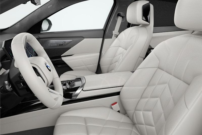 BMW Řada 7 740 xDrive Sedan - fotka 3 z 4