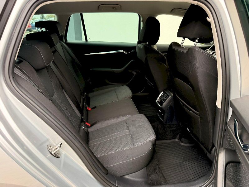 Škoda Octavia (2022) COM STY TS 4X4 140/2.0 A7F - fotka 11 z 35