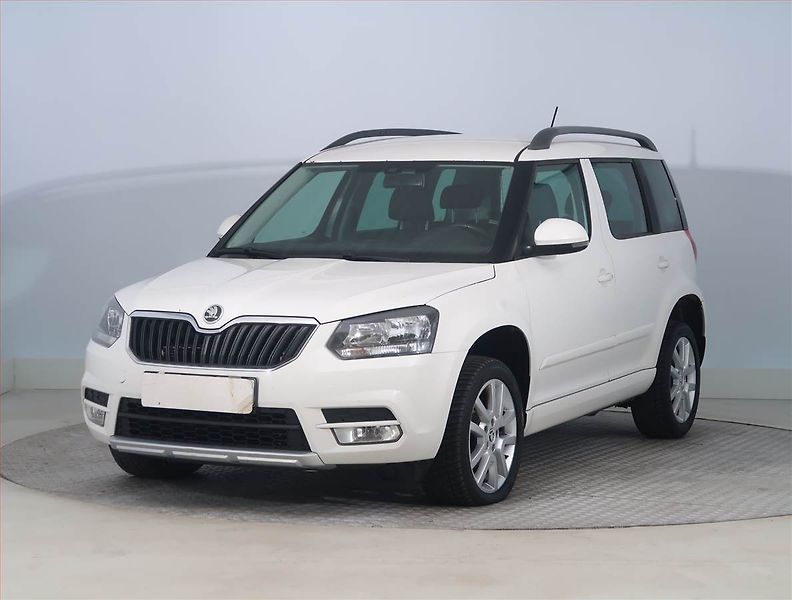 Škoda Yeti (2014) 2.0 TDI, 4X4, Park. senzory - fotka 2 z 16