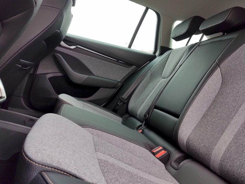 Škoda Octavia (2025) Combi Top Selection Business 1 - fotka 28 z 39