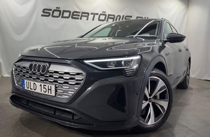 Audi Q8 e-tron 55 Sportback Q SoH 93% Kam LED - fotka 2 z 25