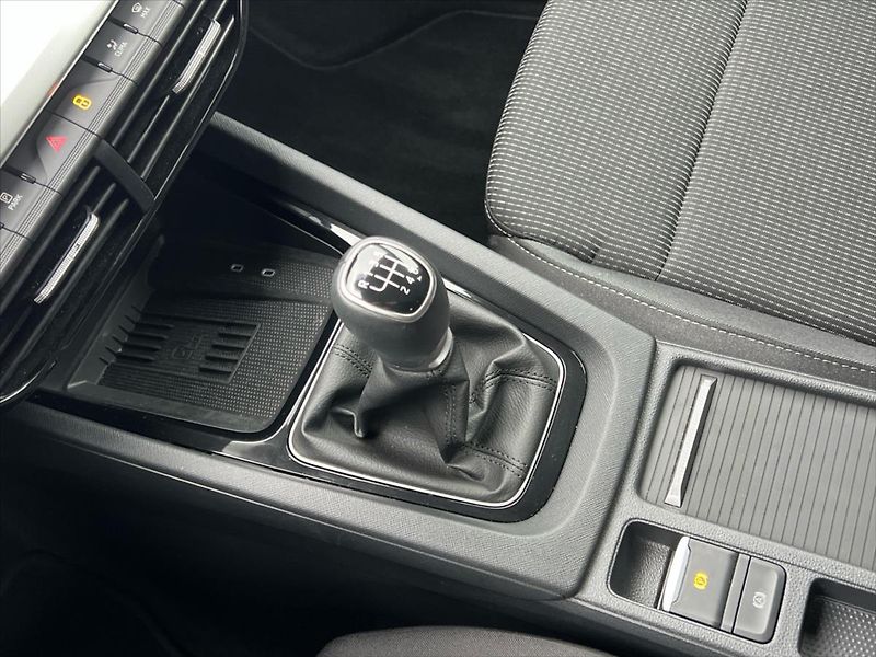 Škoda Octavia 1,5 TSi 110 kW SELECTION  IV. - fotka 18 z 24
