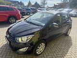 Hyundai i20 (2012) 1,2i VÝHŘ.SEDADLA JEN 107tis. - náhled 2