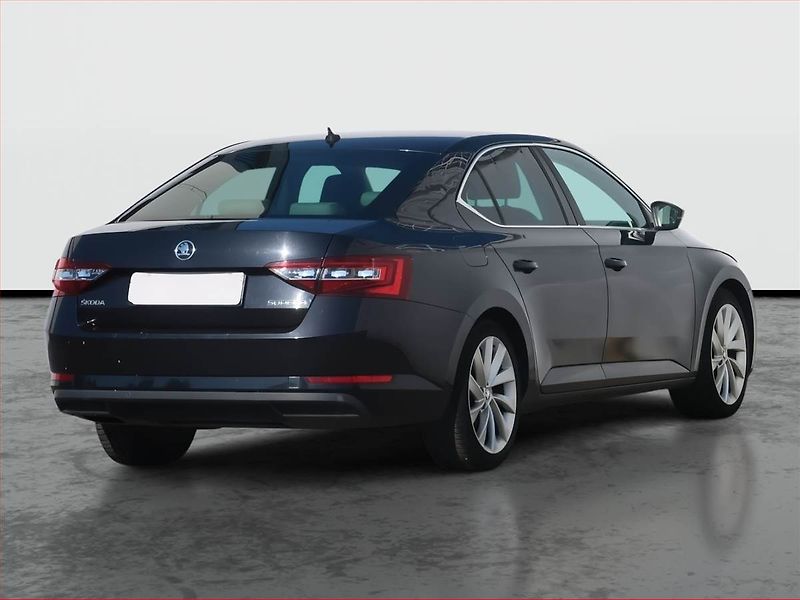 Škoda Superb (2016) Style Plus 2.0 TDI, Automat - fotka 5 z 26