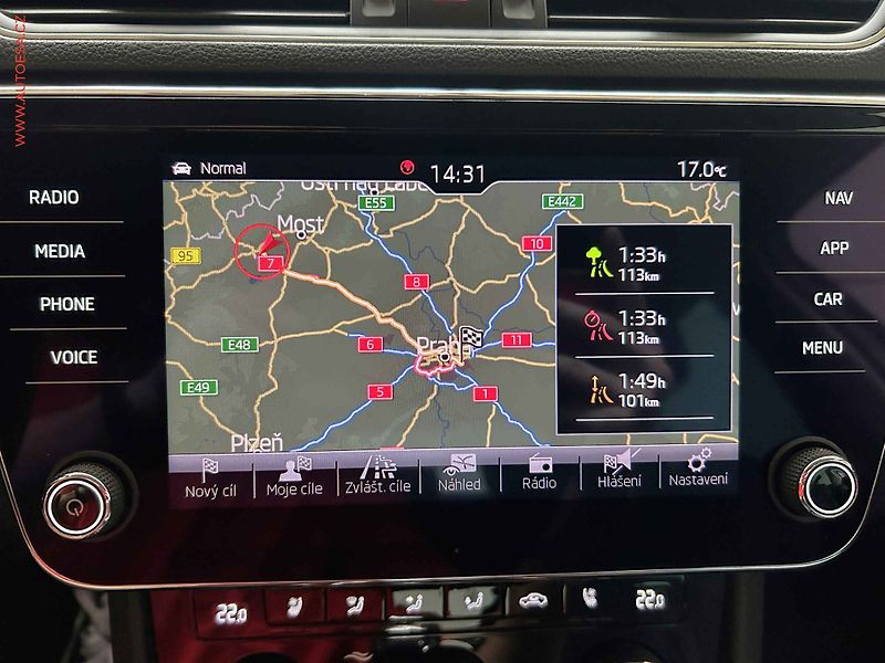 Škoda Superb (2018) 2.0TDi, ČR, L&K, bixen, kůže - fotka 11 z 17