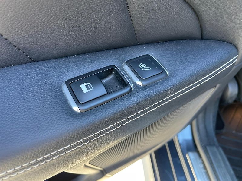 Mercedes-Benz CLS 350d 4MATIC Shooting Brake - fotka 29 z 40