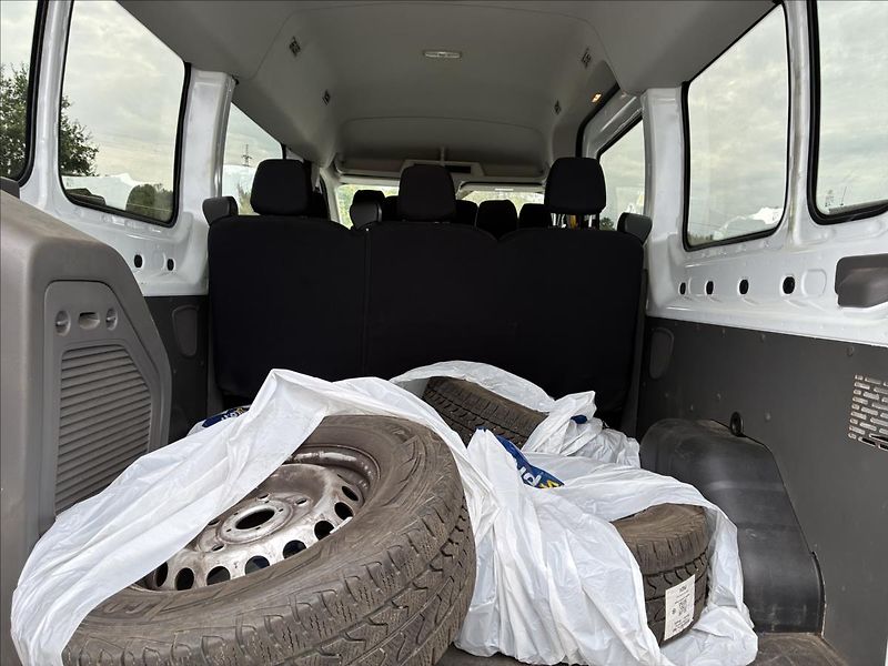 Ford Transit 2,0 L3 9 MÍST WEBASTO - fotka 14 z 16