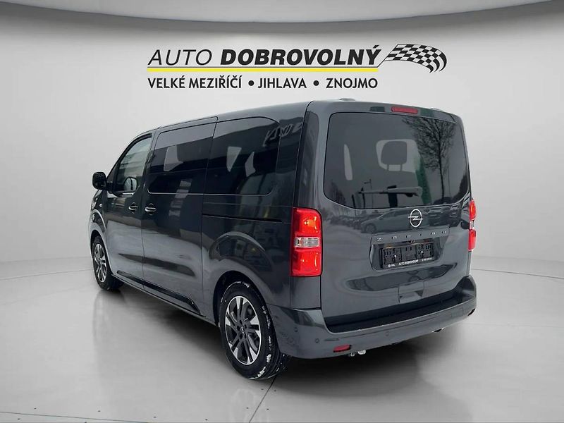 Opel Zafira L1 (M) Elegance 2.0 CDTi (130k - fotka 4 z 23