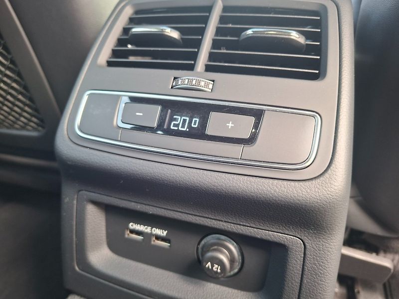 Audi S4 (2020) 3.0TDI 255kW ČR-HUD-B.O. - fotka 32 z 40