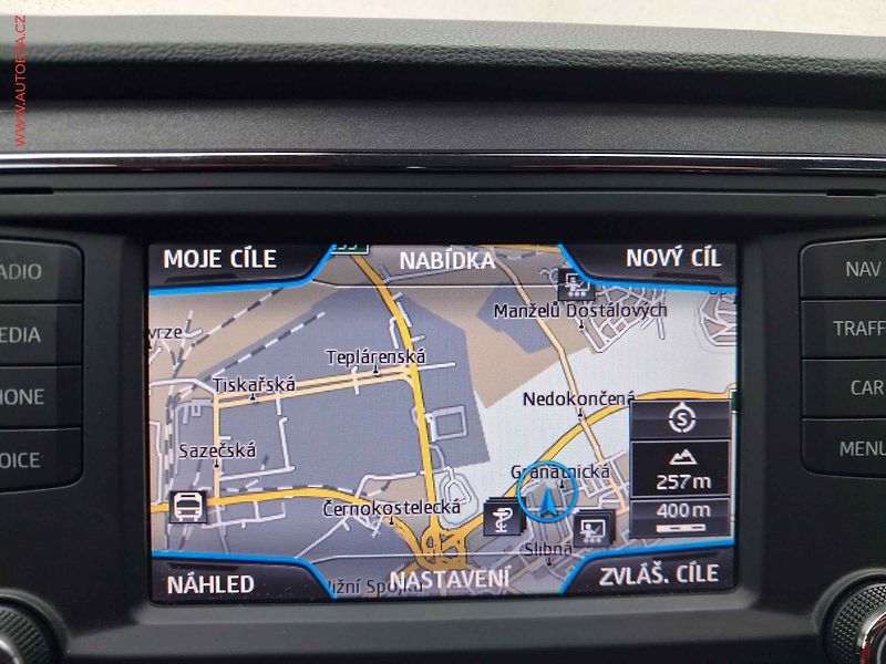 Seat Leon (2013) 1.8 TSi, FR, DSG, LED, navi - fotka 20 z 21