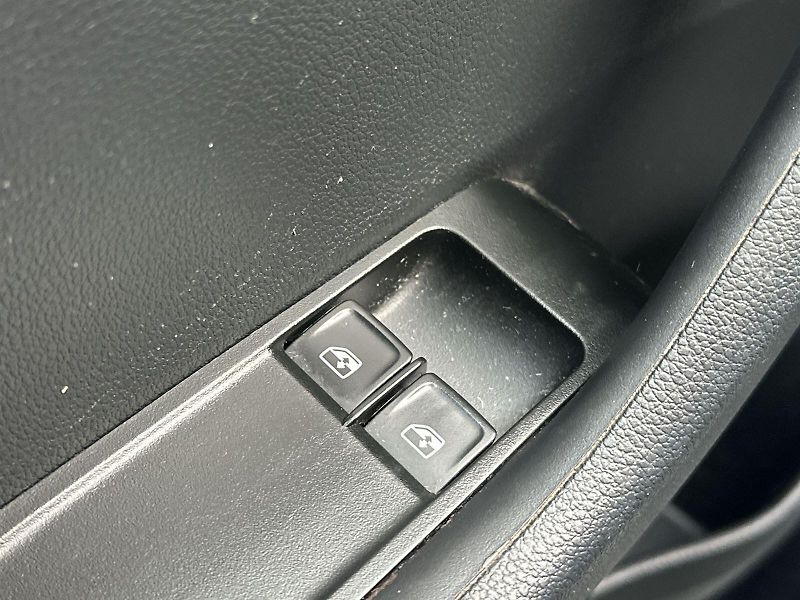 Škoda Fabia (2022) Combi 1.0 TSI Ambition TOP - fotka 17 z 27