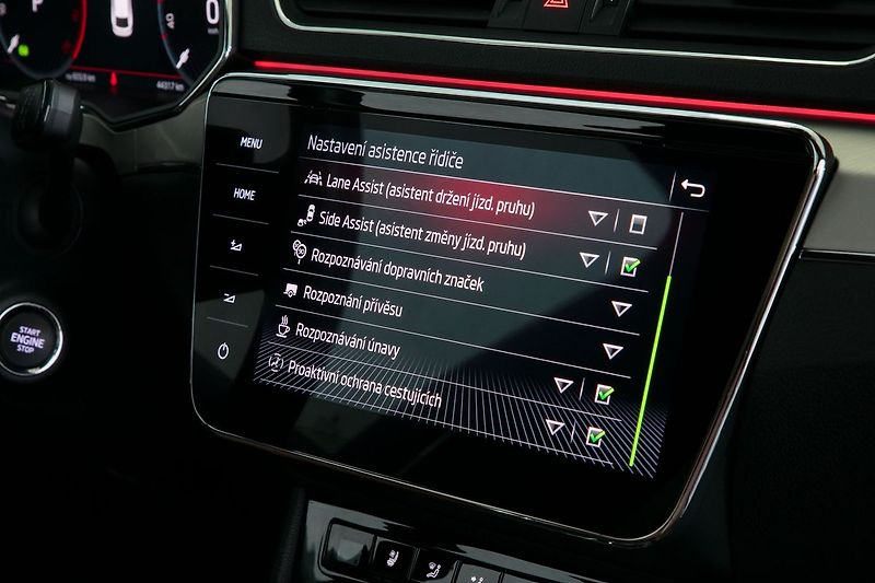 Škoda Superb 2.0TSI 206kW 4x4 L&K Max výbav - fotka 37 z 44