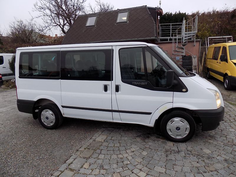 Ford Transit 2,2 TDCI SWB TREND AC 9 MÍST - fotka 7 z 43