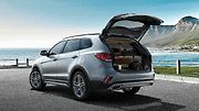Hyundai Grand Santa Fe.