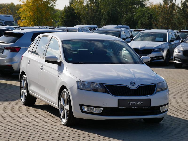 Škoda Rapid - fotka 6 z 23